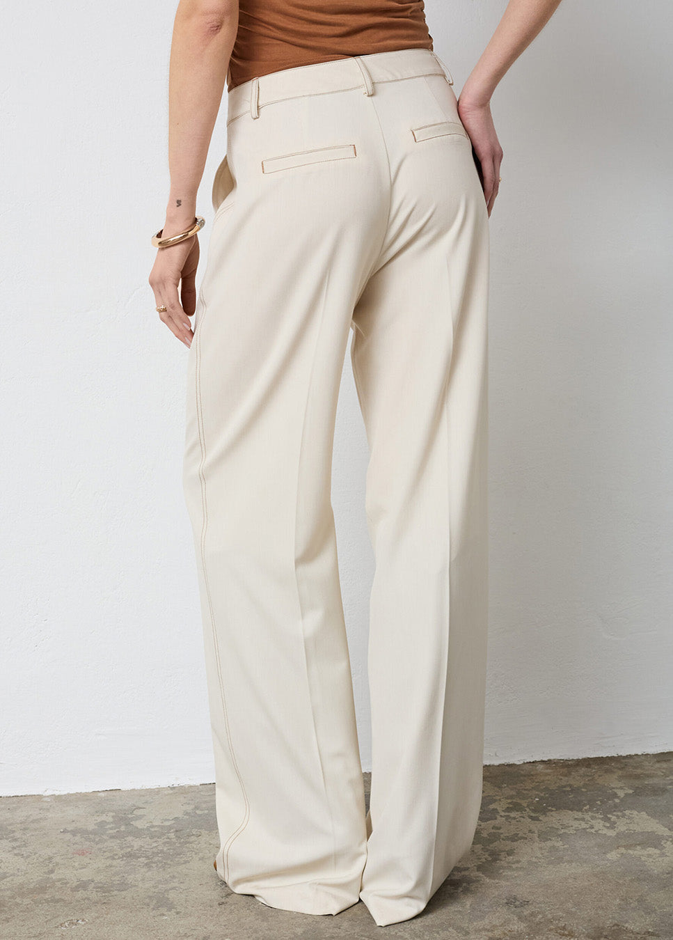 Co Couture TerryCC Denim LL Pant beige achterkant van model