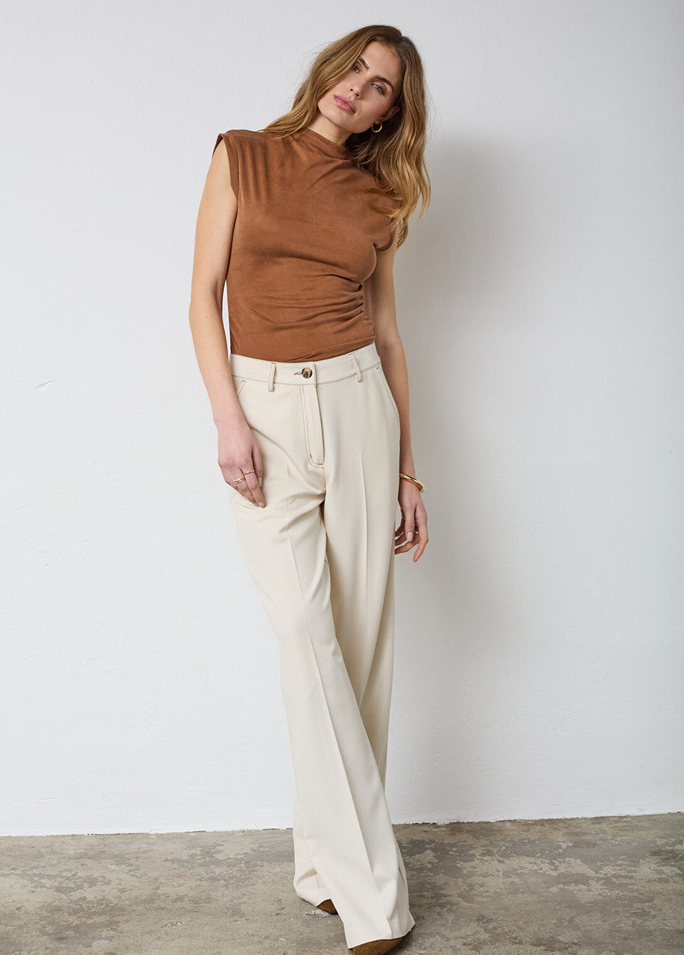 Co Couture TerryCC Denim LL Pant beige voorkant van model