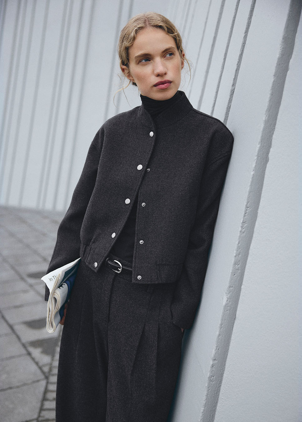 MSCH Copenhagen MSCHSeba jasje wol donkergrijs met bijpassende grijze wolmix broek op model